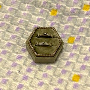 Silver Fashion jewelry plain bands